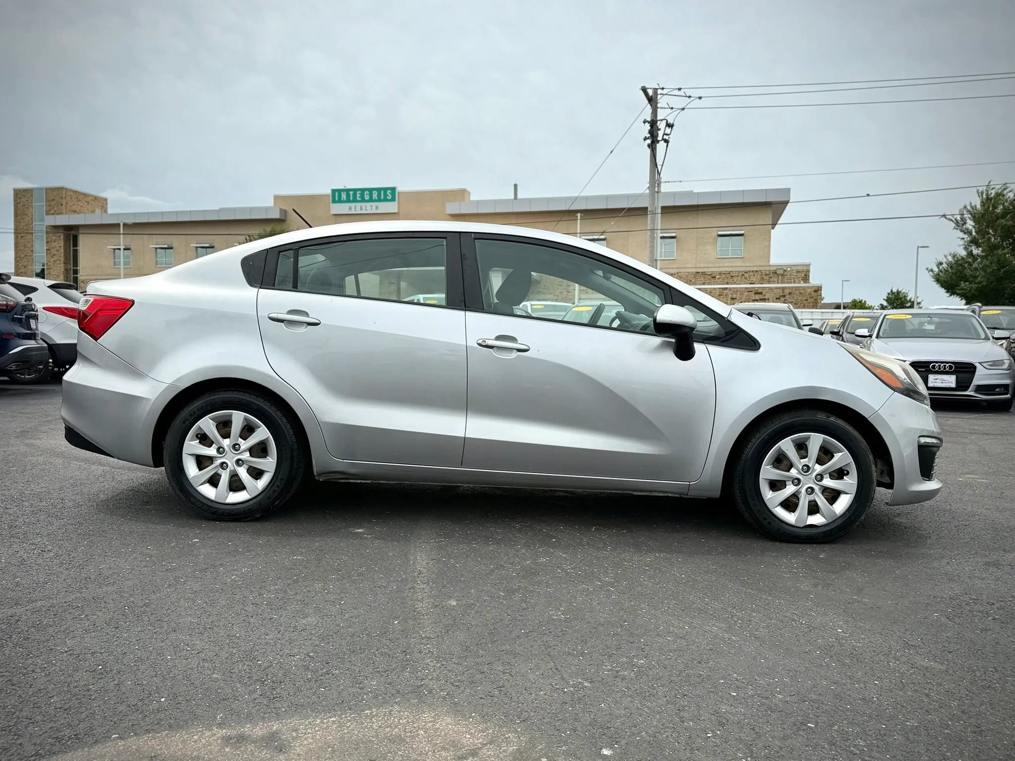 Used 2016 Kia Rio LX FWD image 3