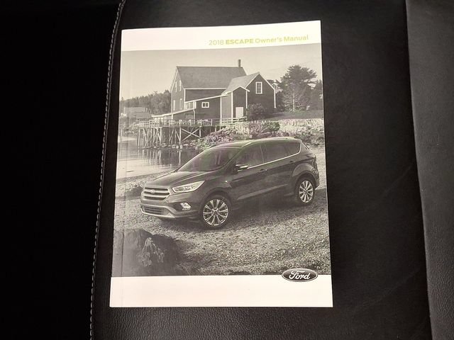 Used 2018 Ford Escape SEL AWD/4WD image 25
