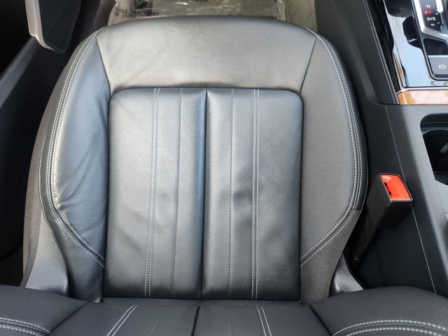Used 2023 Audi Q5 2.0T Premium w/ Convenience Package image 26