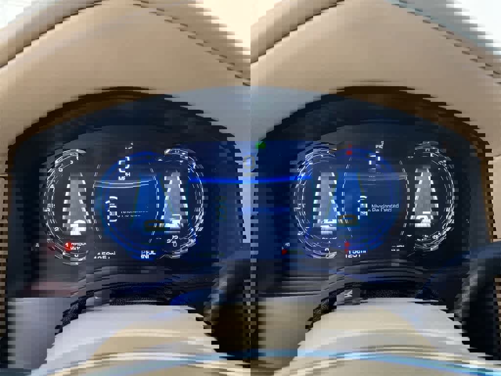 Used 2018 Cadillac Escalade Platinum image 26