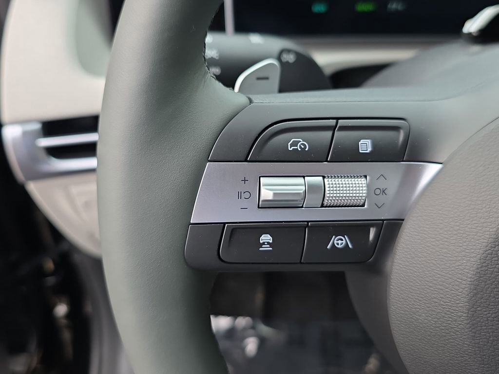 New 2025 Hyundai Tucson Limited image 26