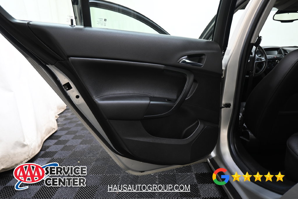 Used 2011 Buick Regal CXL w/ RL3 Preferred Equipment Group FWD image 25