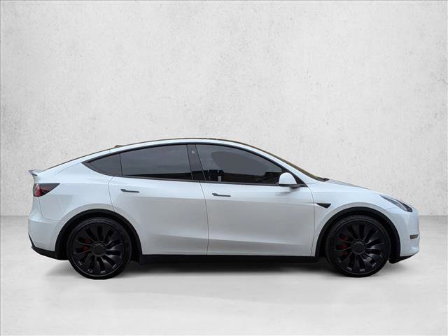 Used 2022 Tesla Model Y Performance image 4