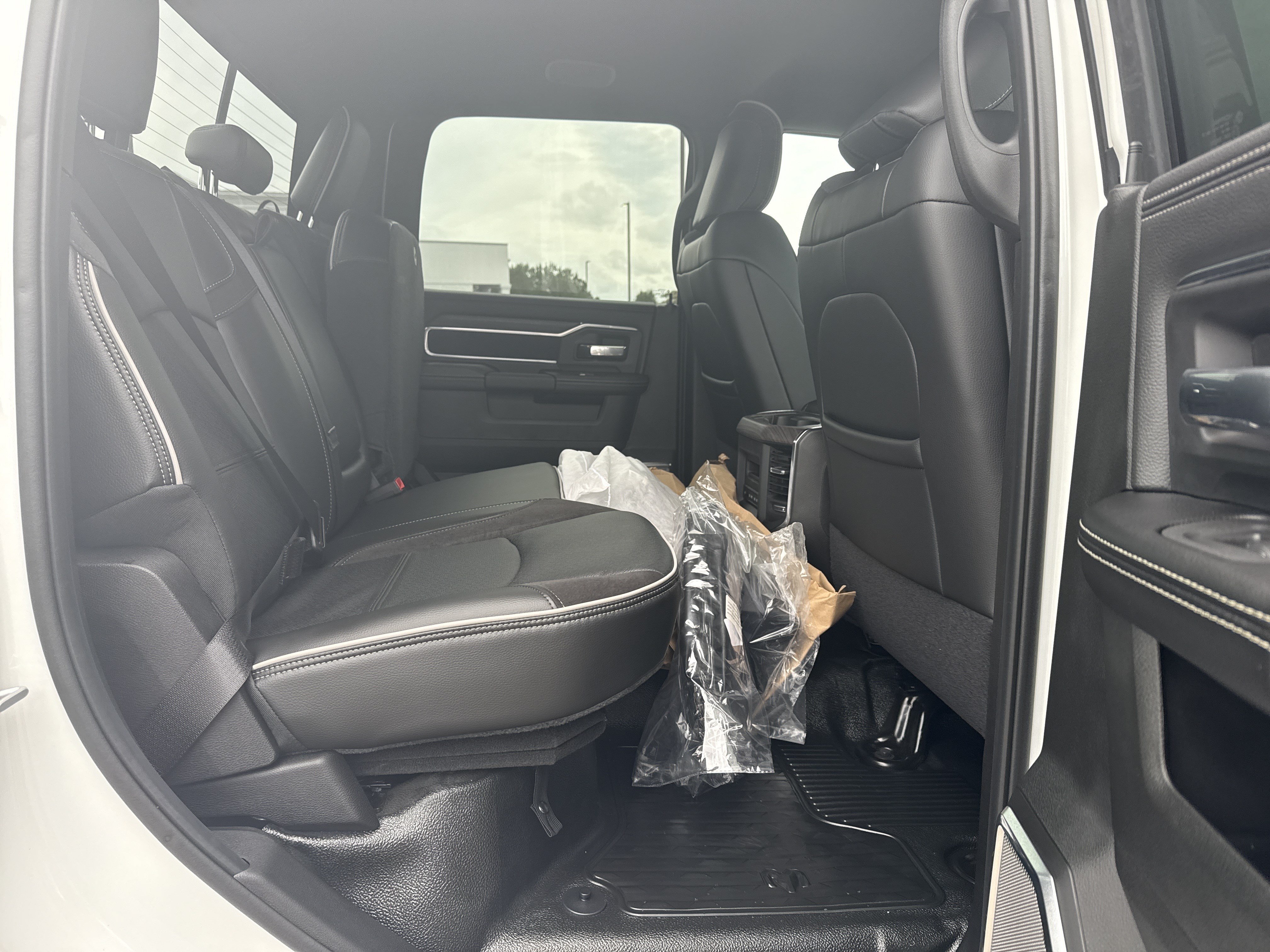New 2026 RAM 3500 Big Horn w/ Laramie Trim Package AWD/4WD image 16