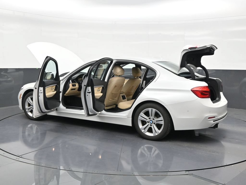 Used 2018 BMW 330i Sedan RWD image 31
