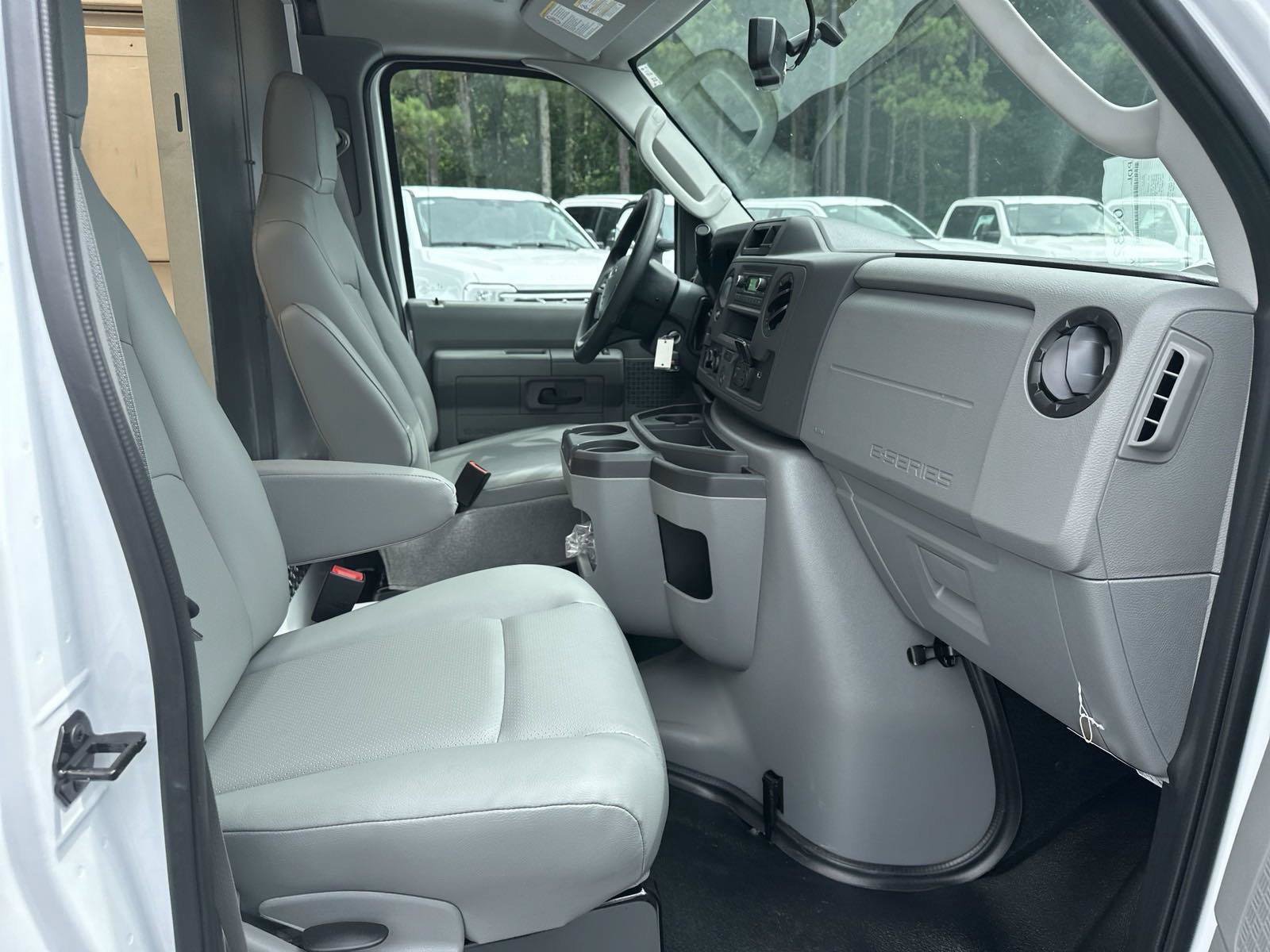 New 2025 Ford E-350 and Econoline 350 Super Duty w/ Power Equipment Group RWD image 13