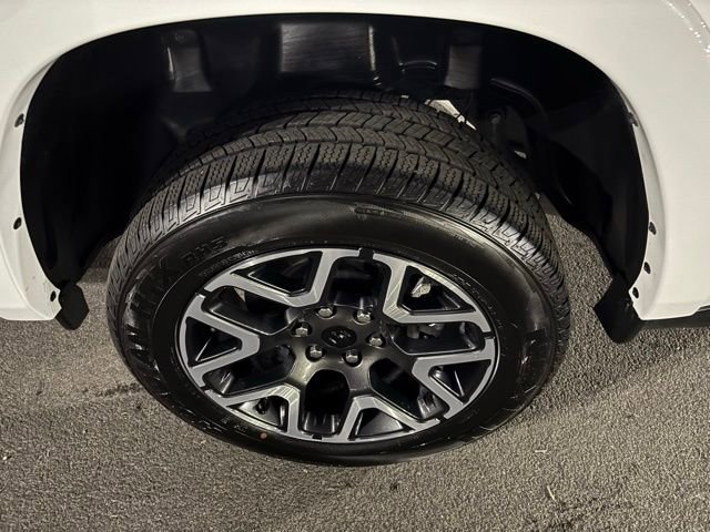 Used 2025 RAM 1500 Laramie image 41