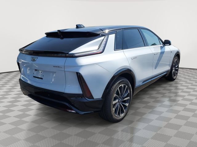 New 2026 Cadillac Lyriq Sport w/ LPO, Floor Liner Package image 6