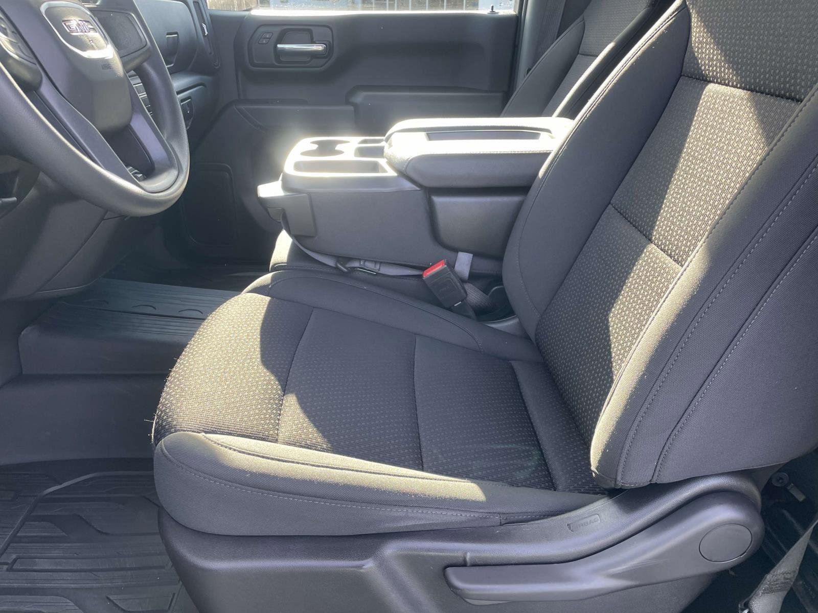 Certified 2023 GMC Sierra 1500 Pro w/ Pro Value Package image 6