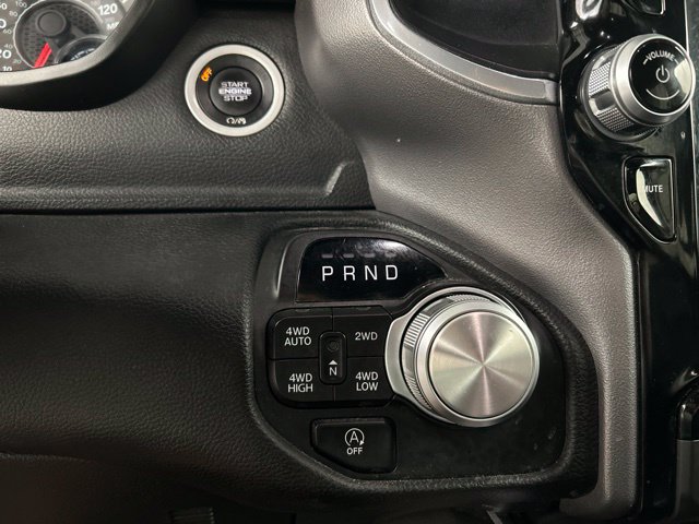 Used 2023 RAM 1500 Laramie AWD/4WD image 12