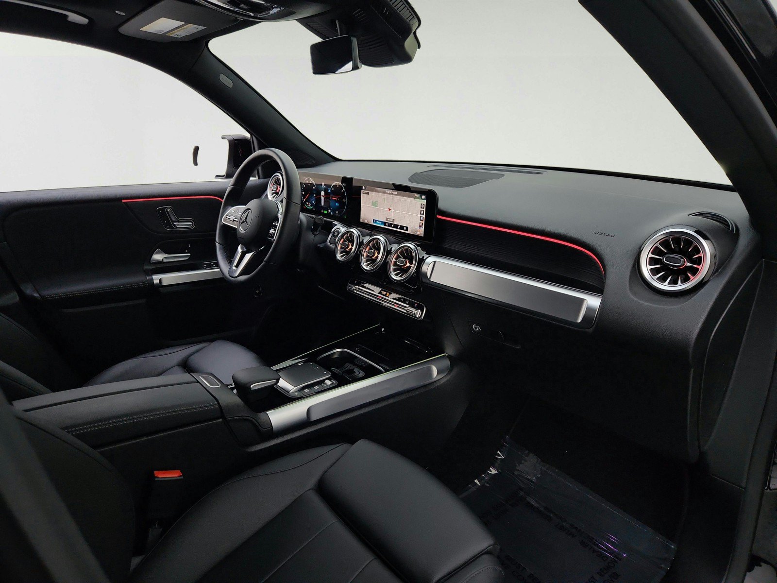 Used 2023 Mercedes-Benz EQB 250+ image 27