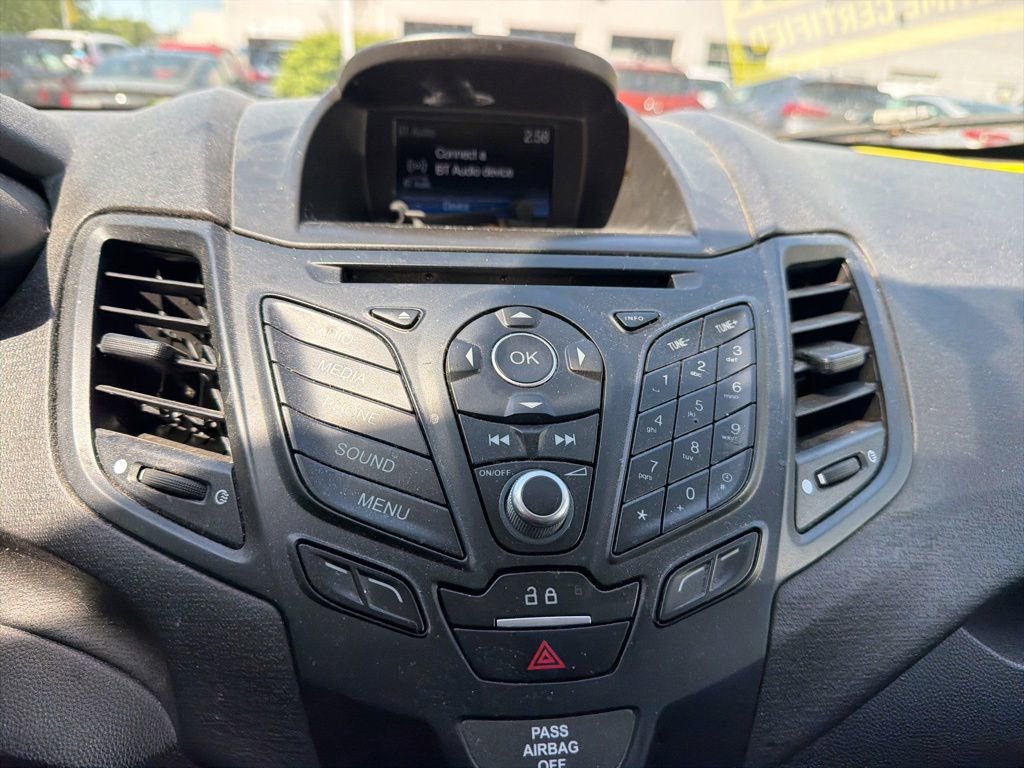 Used 2018 Ford Fiesta SE FWD image 21