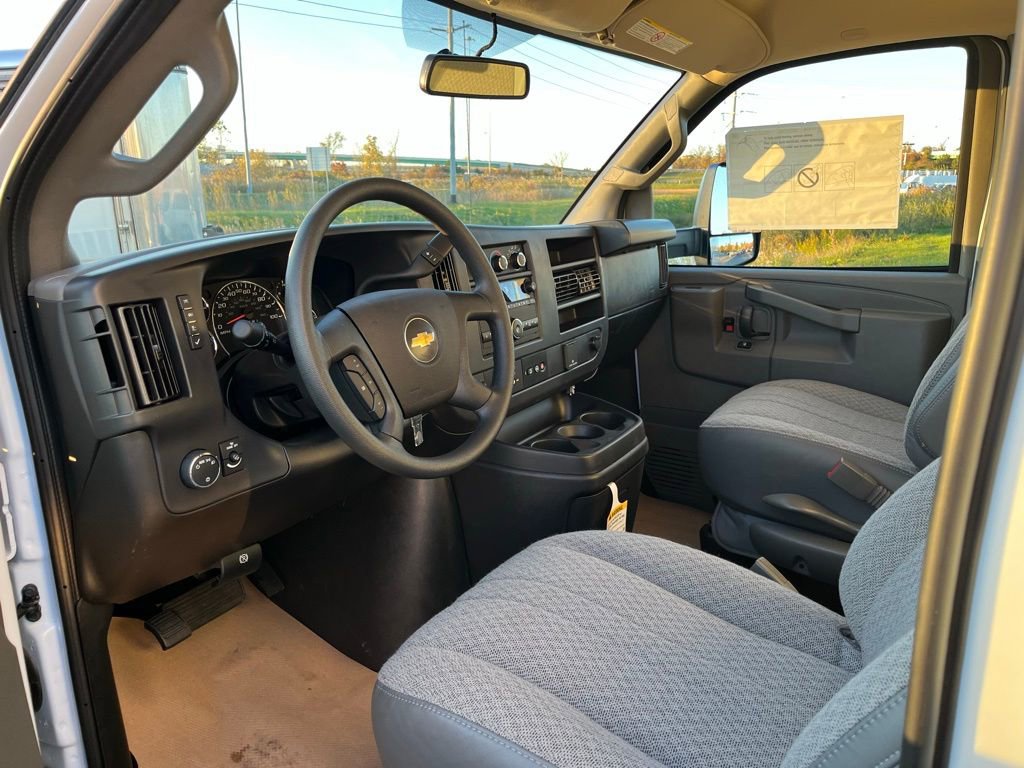 New 2025 Chevrolet Express 3500 w/ Power Convenience Package image 10