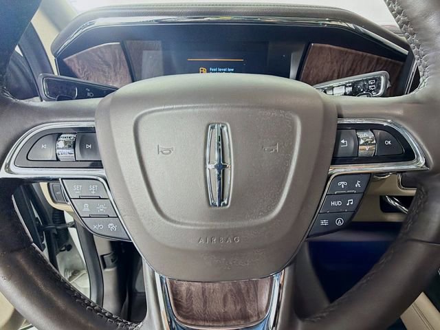 Used 2022 Lincoln Navigator Reserve AWD/4WD image 13