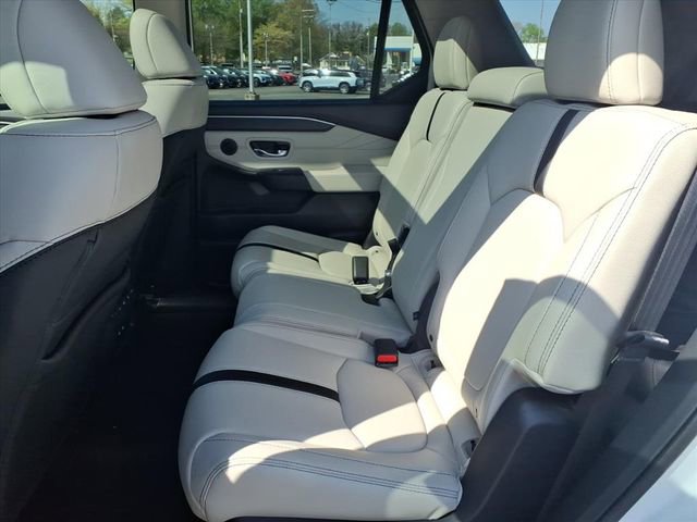 Used 2026 Honda Pilot Touring image 28