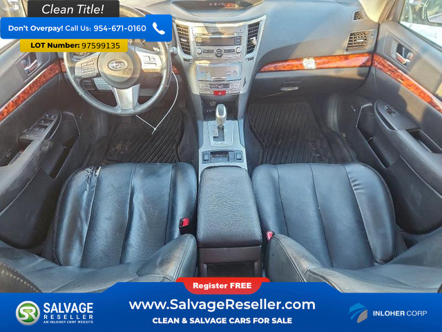 Used 2010 Subaru Outback 2.5i Limited image 11