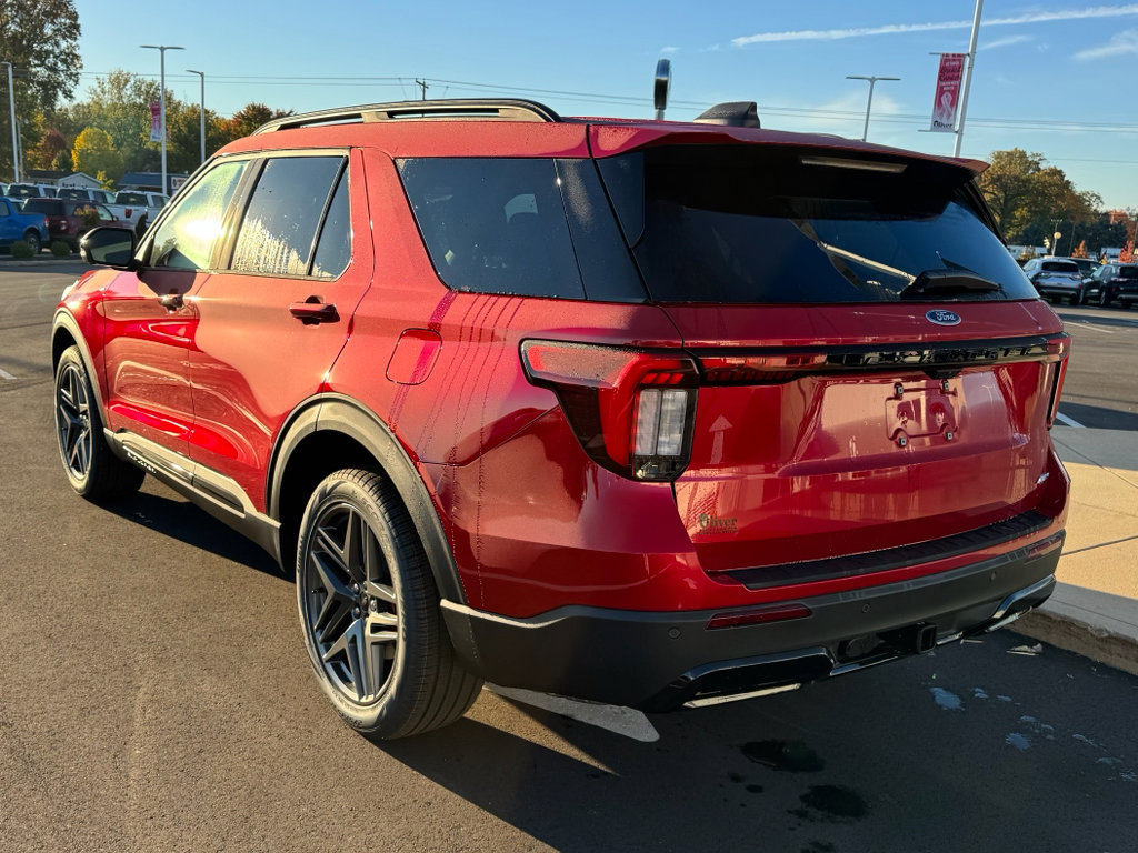 New 2026 Ford Explorer ST-Line image 7