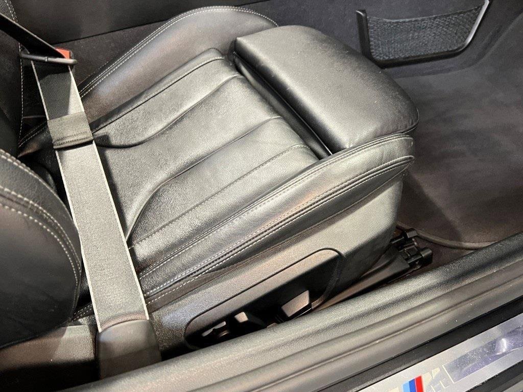 Used 2023 BMW Z4 sDrive30i w/ Driving Assistance Package image 15