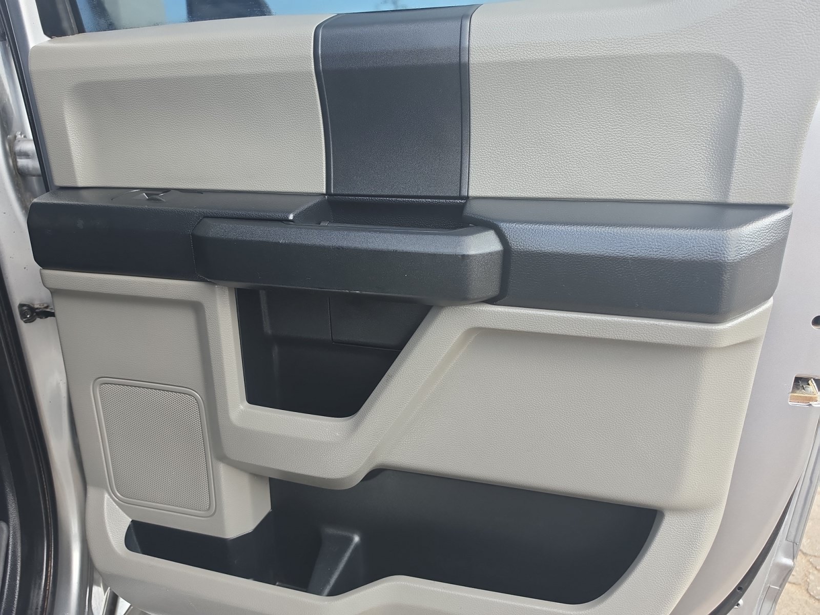 Used 2020 Ford F250 XL w/ STX Appearance Package AWD/4WD image 25