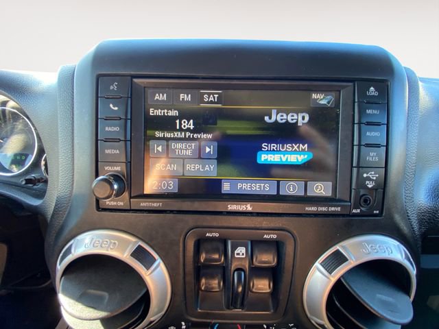 Used 2017 Jeep Wrangler Unlimited Rubicon w/ Cold Weather Group image 23