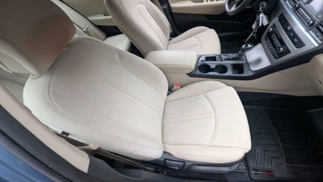 Used 2015 Hyundai Sonata SE image 17