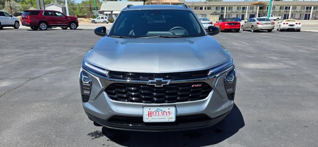 New 2026 Chevrolet Trax RS w/ Driver Confidence Package FWD image 2