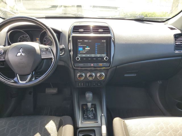 Used 2021 Mitsubishi Outlander Sport SE image 13