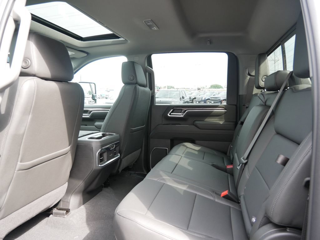 New 2026 Chevrolet Silverado 2500 LTZ w/ LTZ Plus Package AWD/4WD image 16