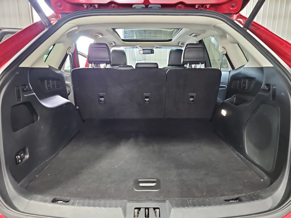 Used 2020 Ford Edge Titanium w/ Equipment Group 301A AWD/4WD image 12