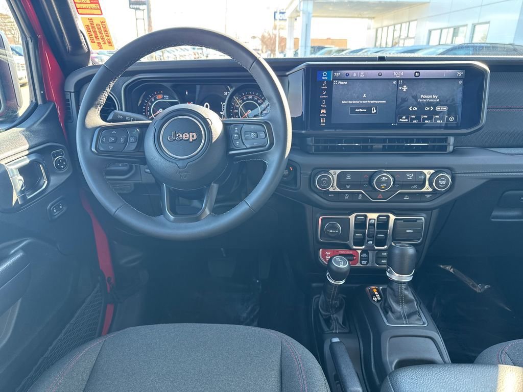 Used 2025 Jeep Wrangler Unlimited Rubicon image 18