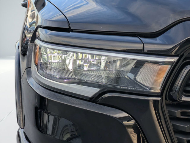 Used 2025 RAM 1500 Big Horn AWD/4WD image 9