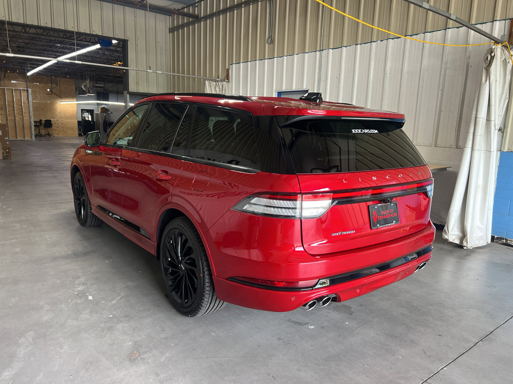 New 2025 Lincoln Aviator Reserve w/ Jet Appearance Package image 4