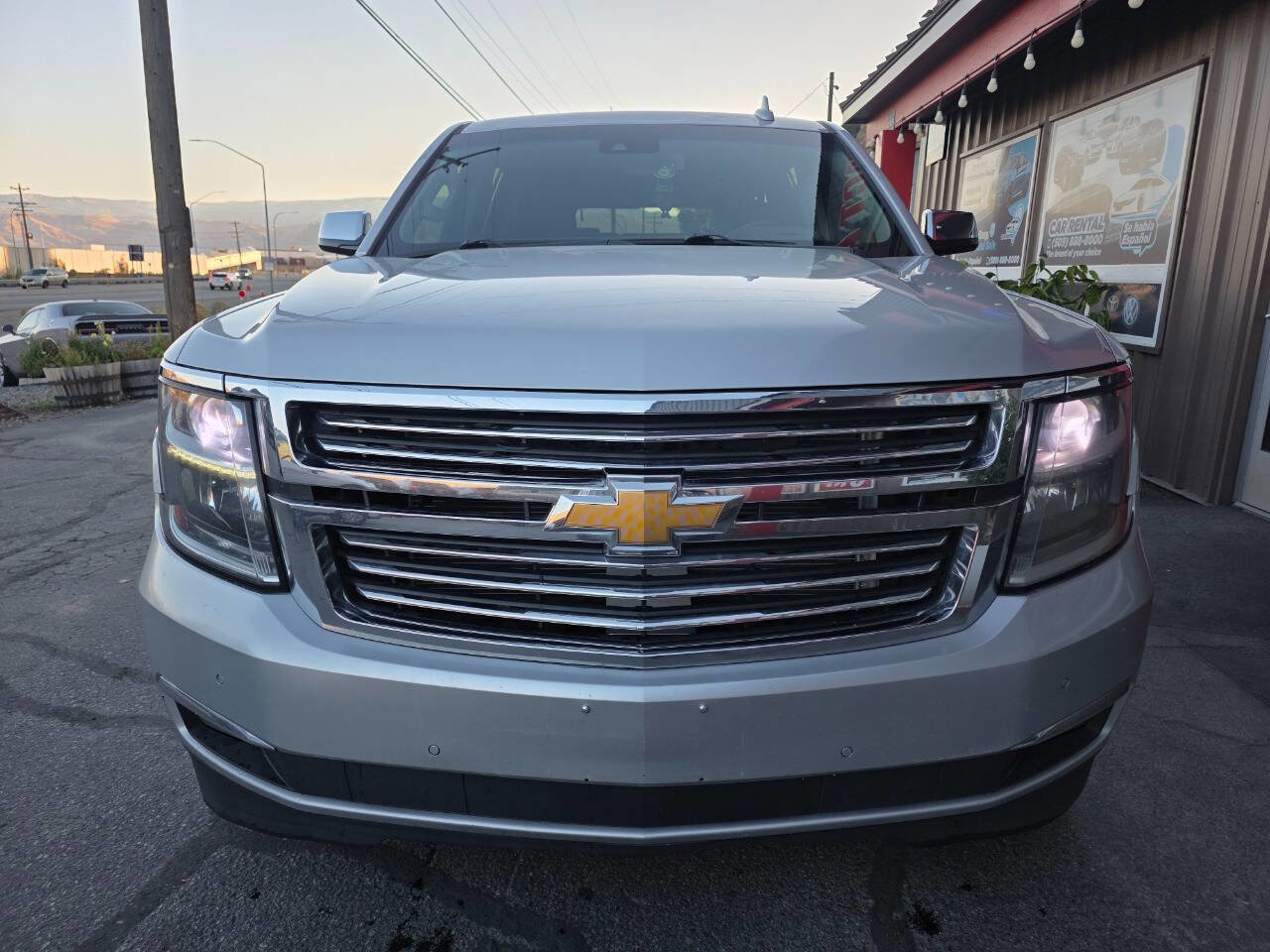 Used 2016 Chevrolet Suburban LTZ image 7