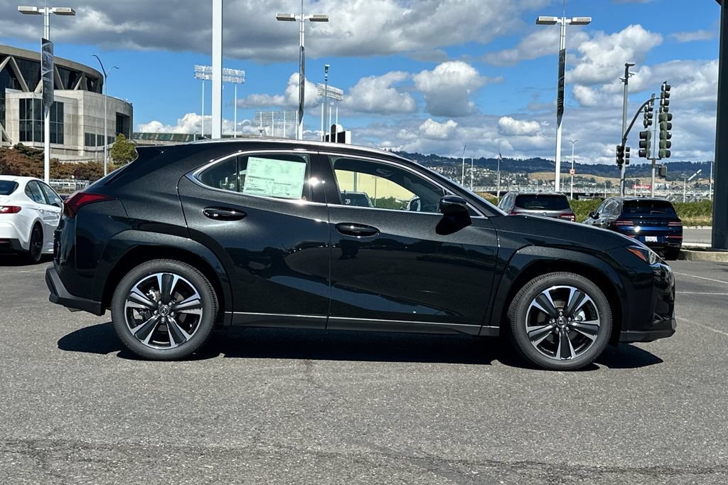 New 2026 Lexus UX 300h AWD image 3