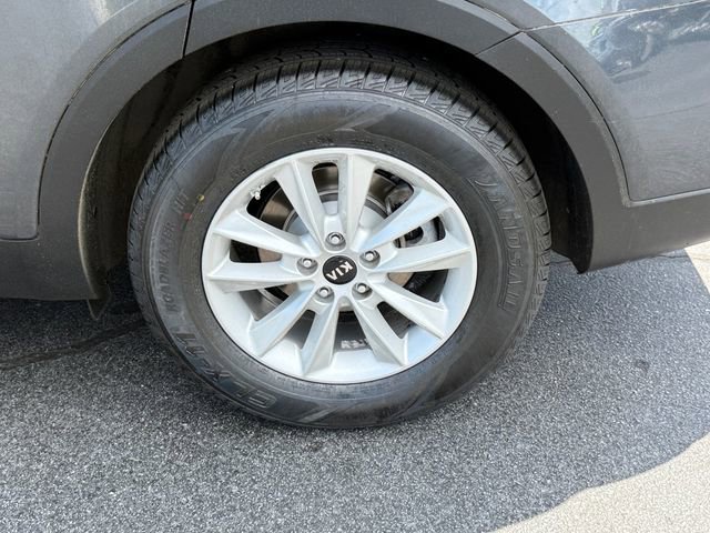 Used 2020 Kia Sorento LX FWD image 14