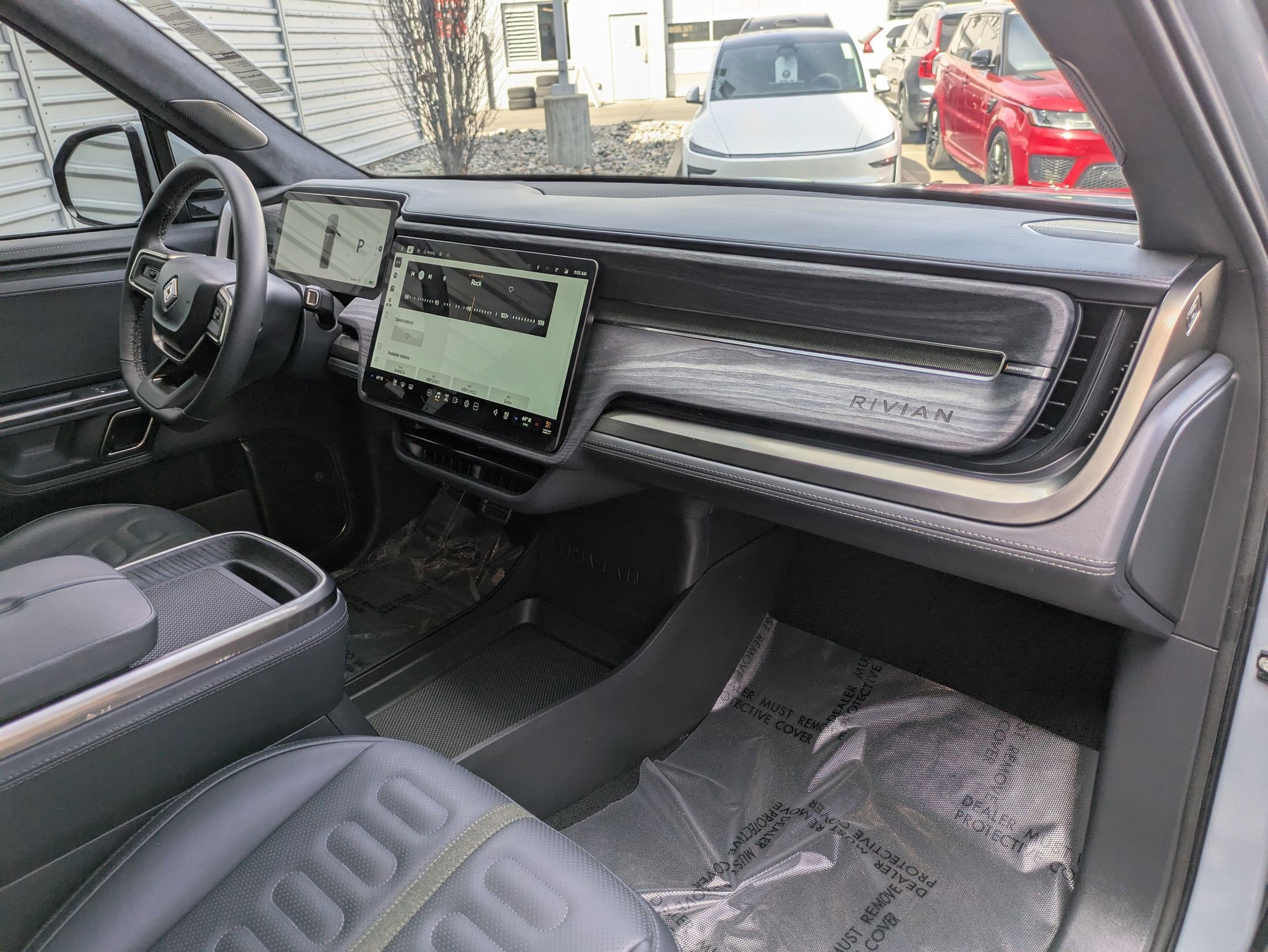 Used 2024 Rivian R1T Adventure AWD/4WD image 29