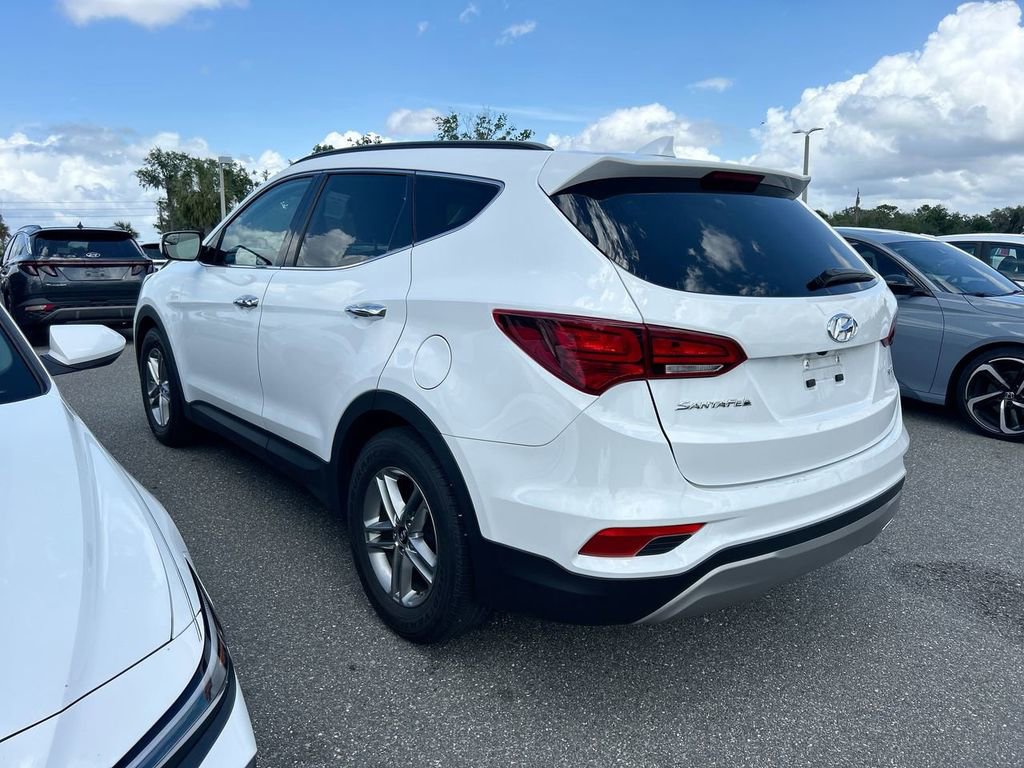Used 2018 Hyundai Santa Fe Sport w/ 2.4L Value Package 02 FWD image 4