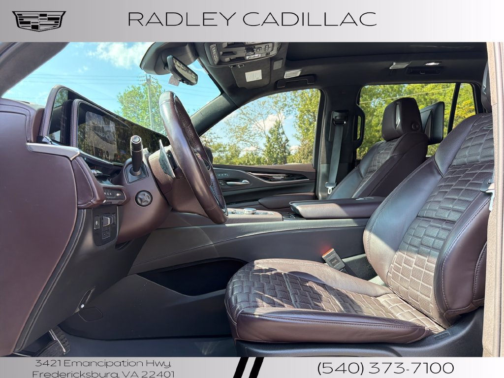 Used 2024 Cadillac Escalade V w/ Heavy-Duty Trailer Package AWD/4WD image 2