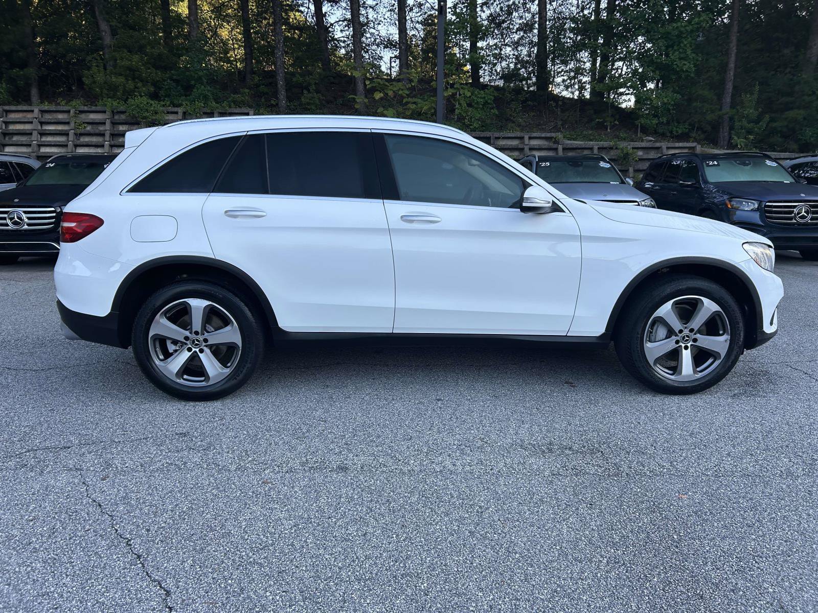 Used 2019 Mercedes-Benz GLC 300 image 5