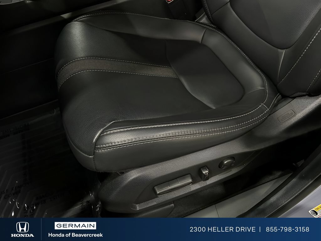 Certified 2025 Honda Pilot Touring image 14