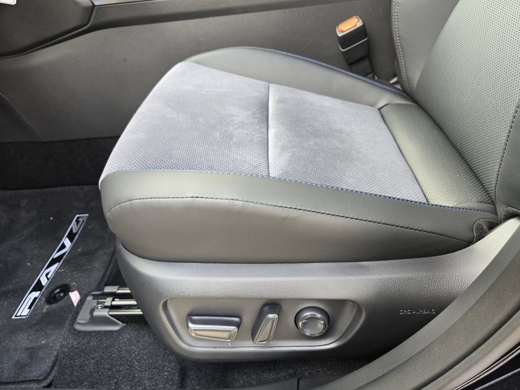 New 2026 Toyota RAV4 XSE AWD/4WD image 15