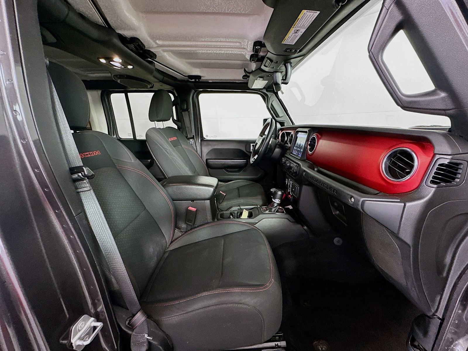 Used 2019 Jeep Wrangler Unlimited Rubicon AWD/4WD image 26