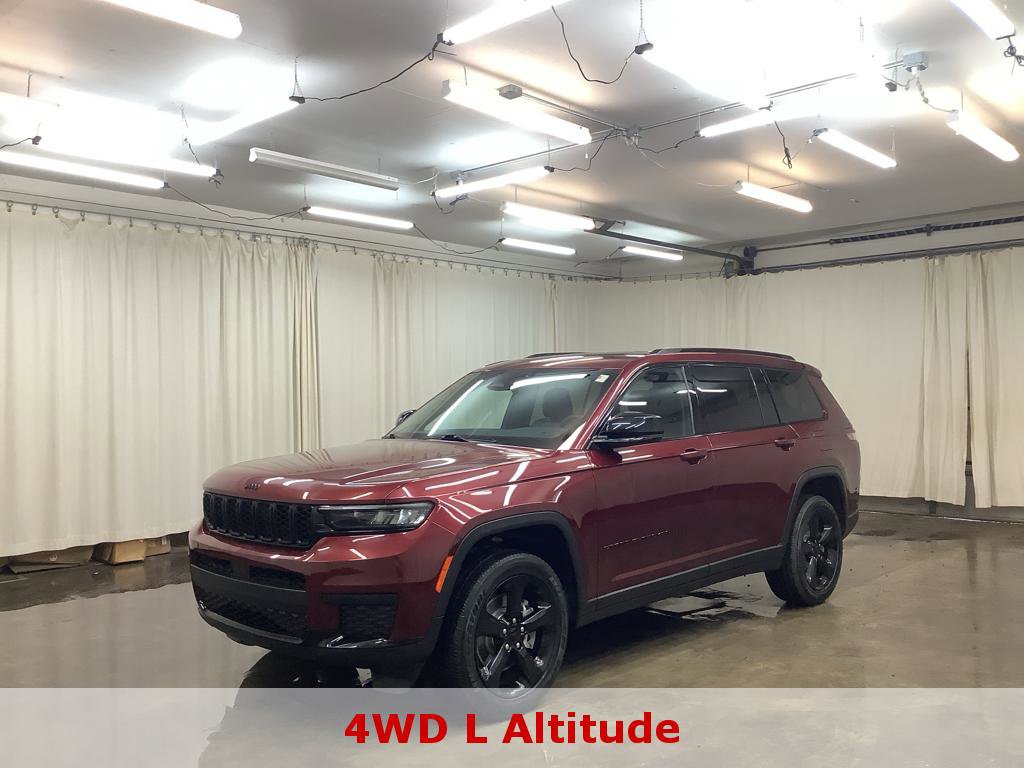 Used 2023 Jeep Grand Cherokee L Laredo AWD/4WD image 1