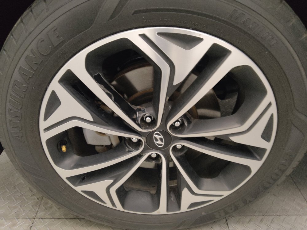 Used 2019 Hyundai Santa Fe Limited FWD image 31