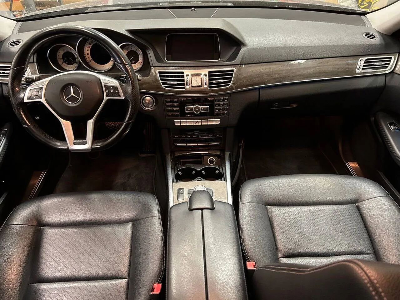 Used 2014 Mercedes-Benz E 350 Sedan image 16
