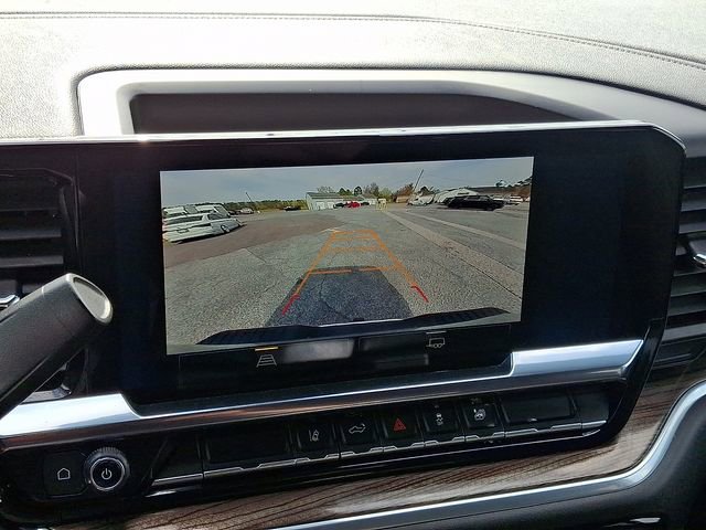 Used 2025 Chevrolet Silverado 2500 LT w/ Convenience Package image 19