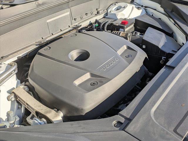 Used 2022 Volvo XC90 T6 Momentum w/ Advanced Package image 25