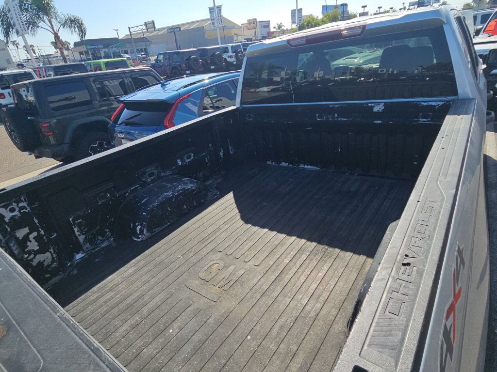 Used 2019 Chevrolet Silverado 1500 Custom w/ Custom Value Package AWD/4WD image 24