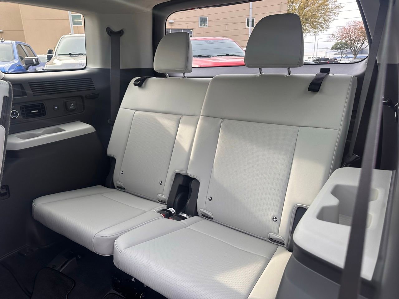 Used 2025 Hyundai Santa Fe Calligraphy image 23