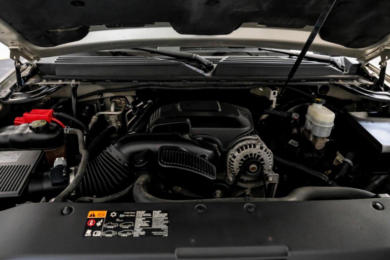 Used 2014 Cadillac Escalade Premium image 41